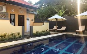Kubu Karang Homestay